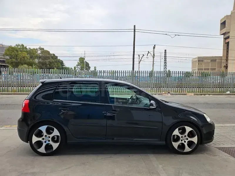 Usado VW Golf IV GTI 200 CV (147 kW) 2005 Negro Berlina