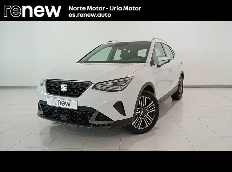 Usado Seat Arona FR 110 CV (80 kW) 2023 Blanco SUV