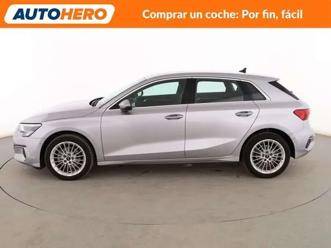 Usado Audi A3 Advanced 110 CV (80 kW) 2023 Gris Berlina