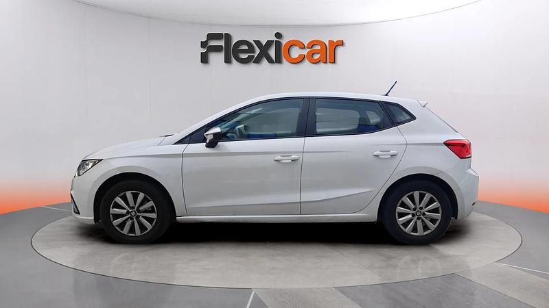 Usado Seat Ibiza Style 75 CV (55 kW) 2019 Blanco Berlina