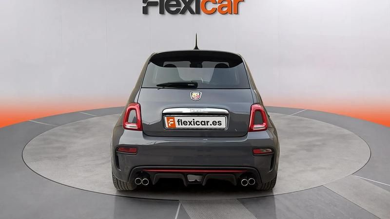 Usado Abarth 595 145 CV (106 kW) 2021 Gris Berlina