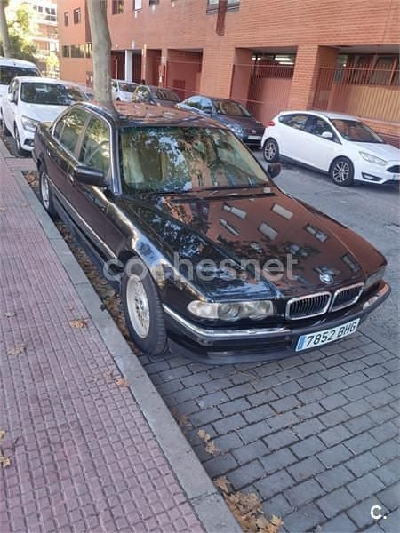 Usado BMW 730 184 CV (135 kW) 2001 Negro Berlina