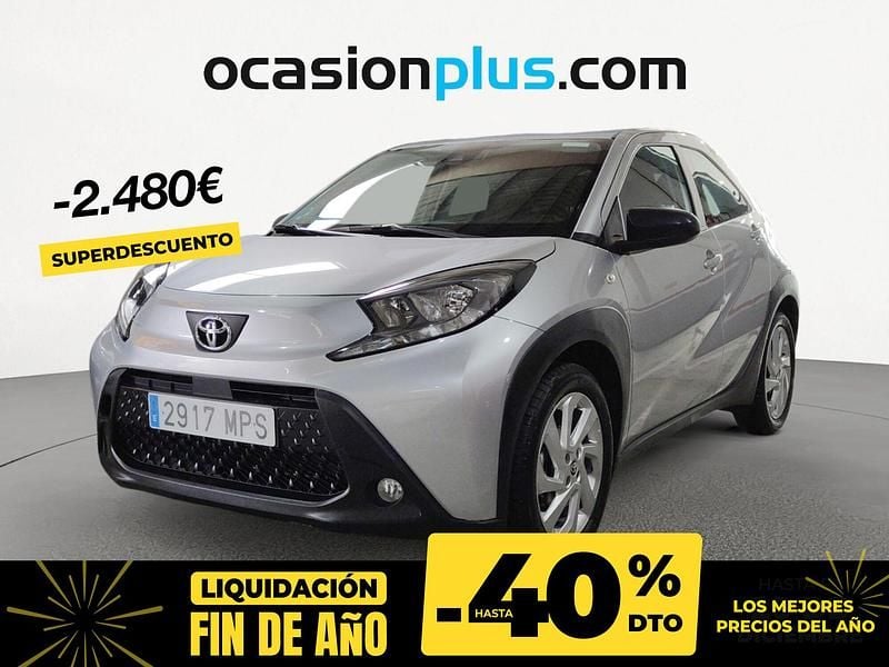 Gris / plata Usado 2024 Toyota Aygo X Play SUV | 14.200 € (Precio justo) - Imagen 1/4