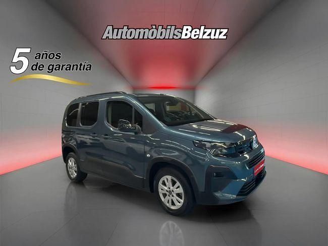 Usado Peugeot Rifter Allure 102 CV (75 kW) 2024 Azul Monovolumen