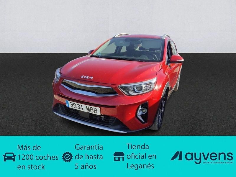 Rojo Usado 2022 Kia Stonic Plus SUV | 18.200 € (Precio justo) - Imagen 1/4