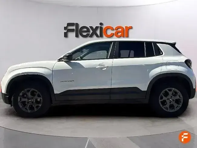 Usado Jeep Avenger 100 CV (73 kW) 2023 Blanco SUV