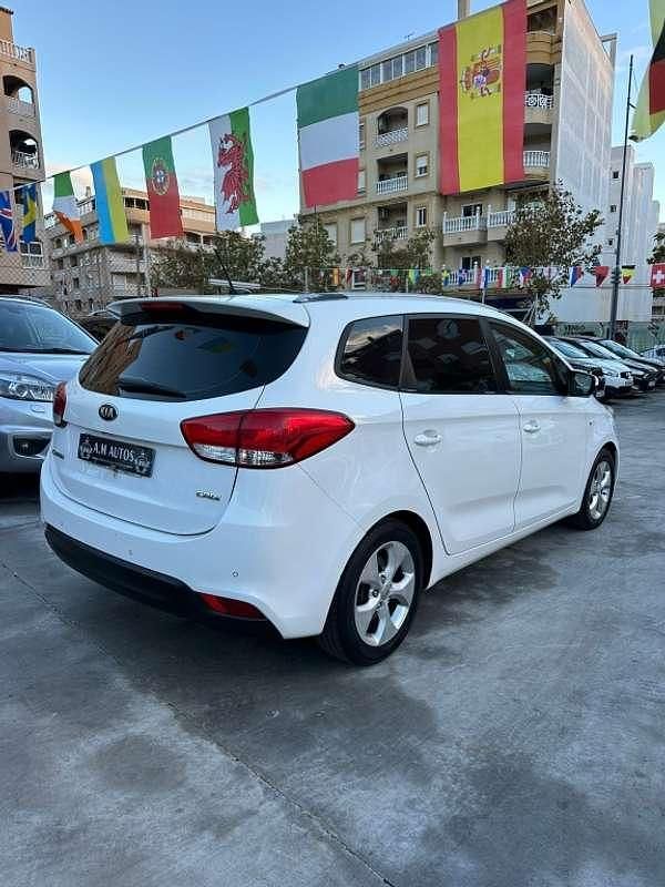 Usado Kia Carens 116 CV (85 kW) 2014 Negro Monovolumen