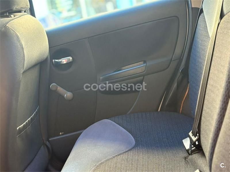 Blanco Usado 2008 Citroën C3 Berlina | 2600 € (Precio justo) - Imagen 1/4