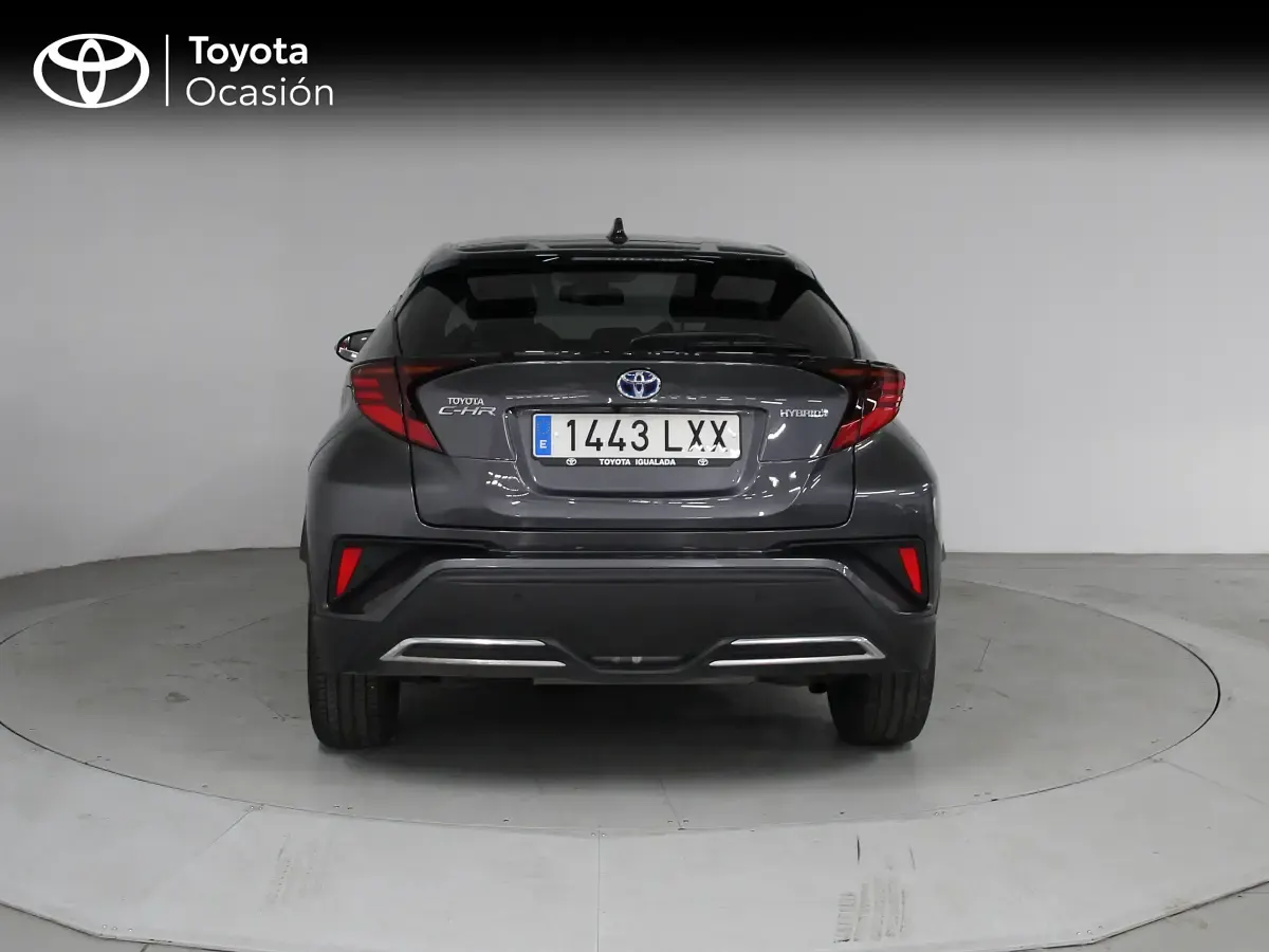 Używany Toyota C-HR Advance 184 KM (135 kW) 2022 Biały SUV