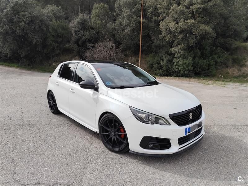 Usado Peugeot 308 Allure 130 CV (95 kW) 2021 Blanco Berlina