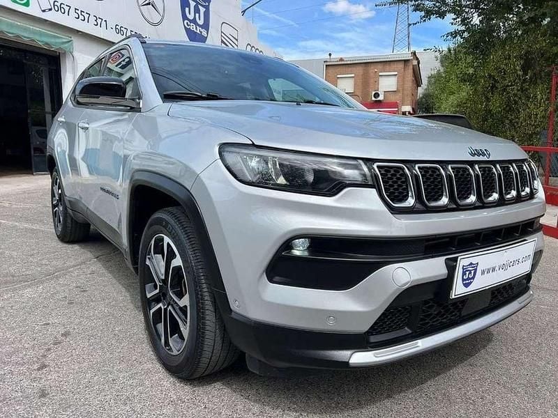 Occasion Jeep Compass Limited 190 ch (139 kW) 2021 Gris SUV