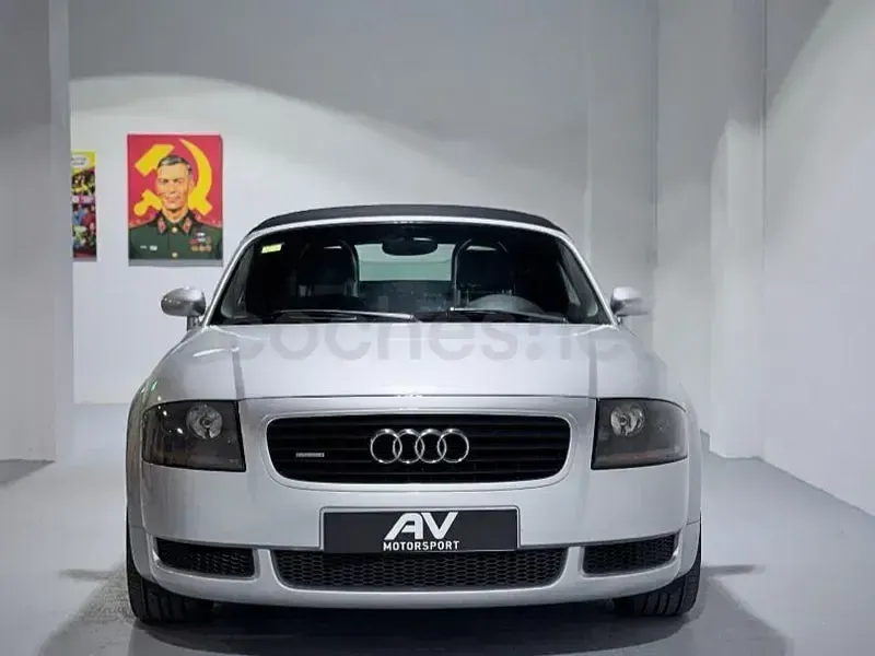 Usado Audi TT Roadster Sport 225 CV (165 kW) 2003 Gris / plata Descapotable