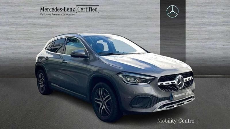 Usado Mercedes GLA250 218 CV (160 kW) 2020 Gris SUV