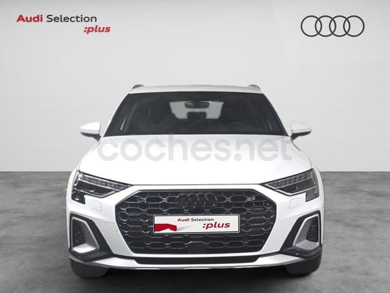 Usado Audi A3 Ambiente 150 CV (110 kW) 2025 Blanco Berlina