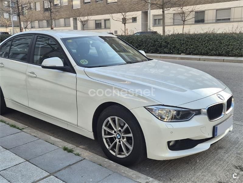 Usado BMW 320 Efficient Dynamics 163 CV (119 kW) 2014 Blanco Berlina