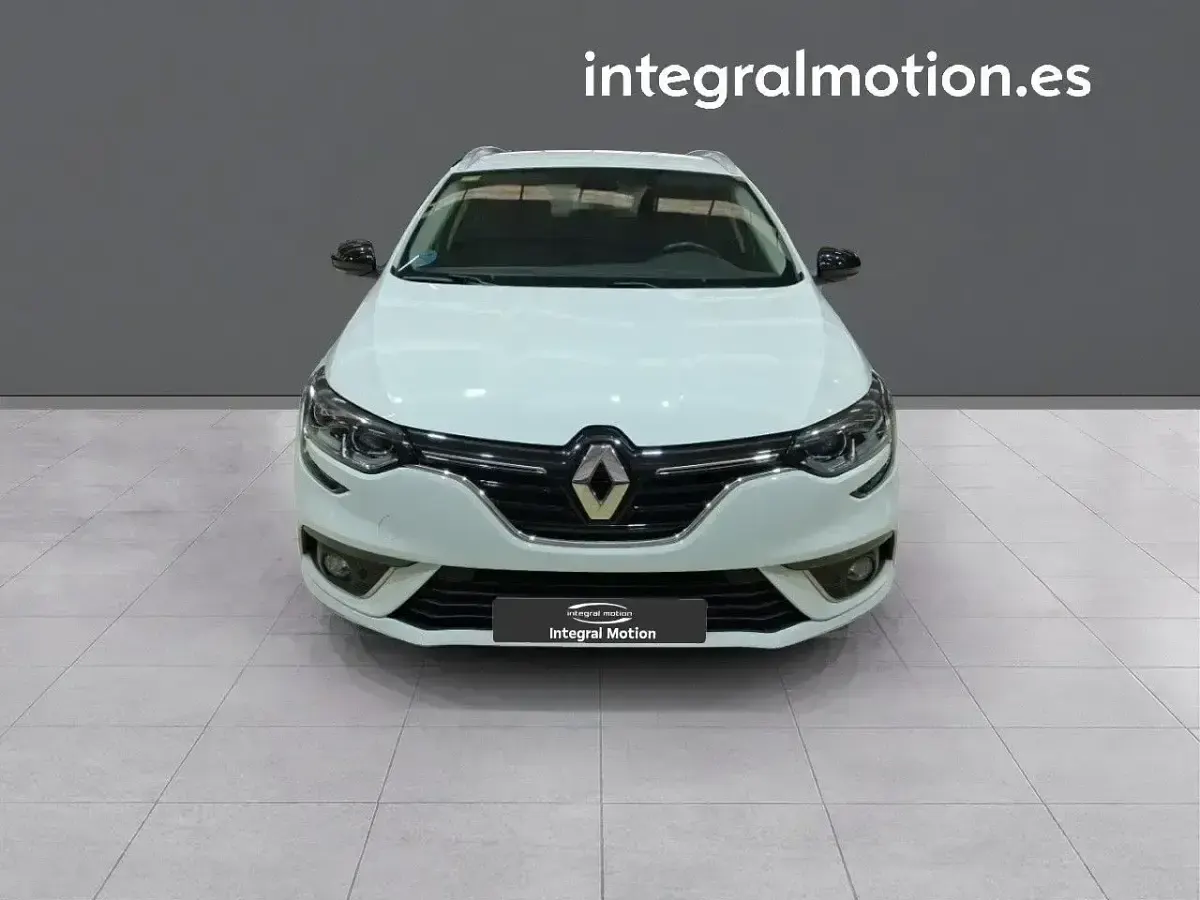 Usado Renault Mégane LIMITED 115 CV (84 kW) 2019 Blanco