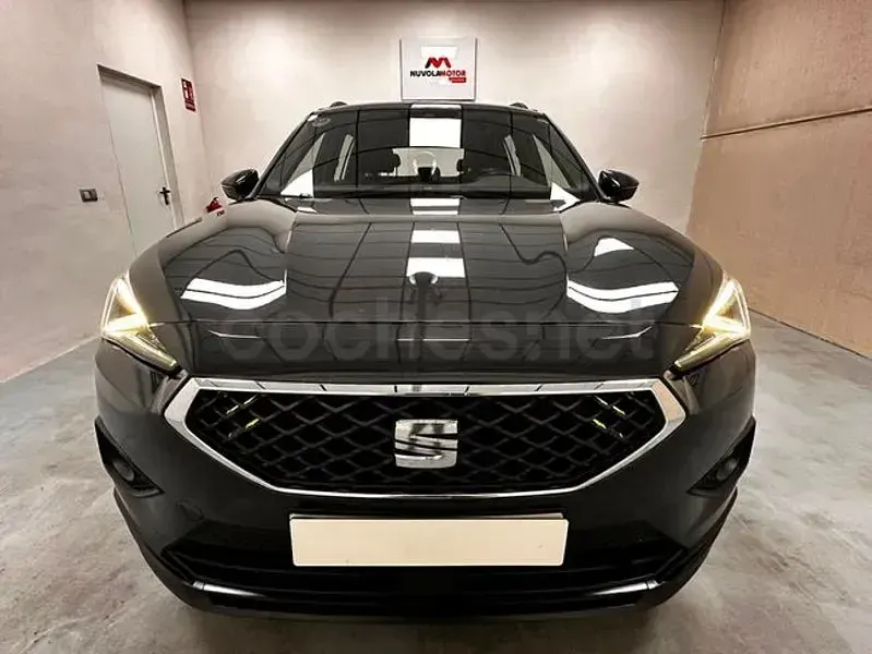 Usado Seat Tarraco Style 150 CV (110 kW) 2022 Gris / plata SUV