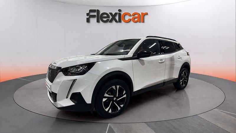 Usado Peugeot 2008 Allure 110 CV (80 kW) 2022 Blanco SUV