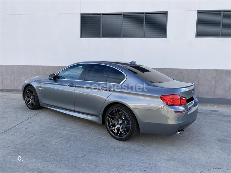Usado BMW 530 235 CV (172 kW) 2011 Gris / plata Berlina