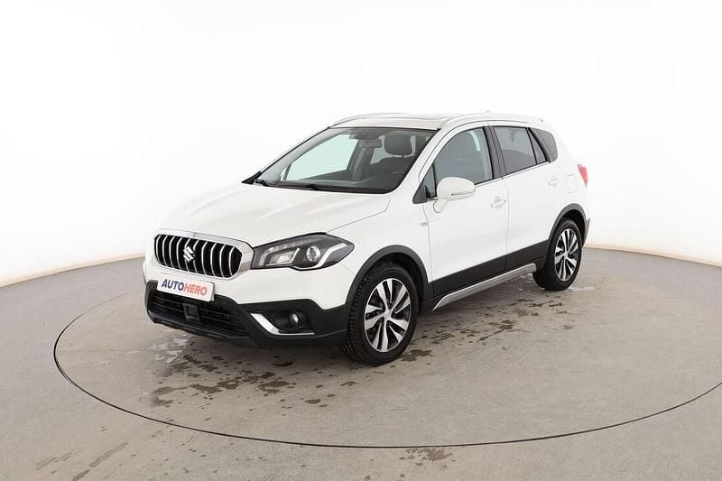 Usado Suzuki SX4 110 CV (80 kW) 2018 Blanco SUV