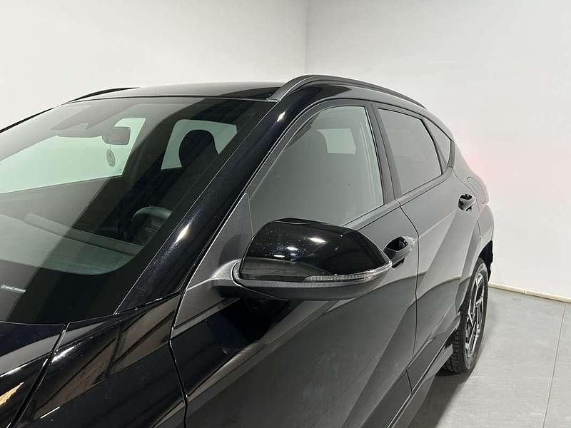 Usado Hyundai Kona N Line 129 CV (94 kW) 2024 Negro SUV