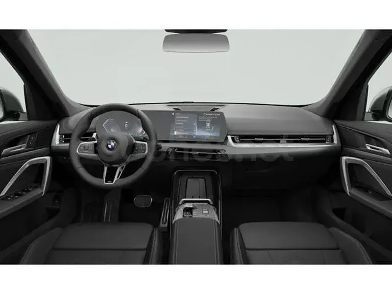 Usado BMW X1 Comfort Edition 150 CV (110 kW) 2023 Gris / plata SUV