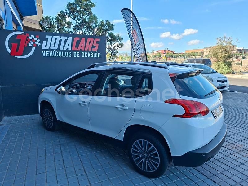 Usado Peugeot 2008 Active 82 CV (60 kW) 2014 Blanco SUV