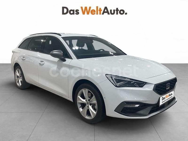 Blanco Usado 2025 Seat Leon FR Familiar | 31.500 € (Caro) - Imagen 1/4