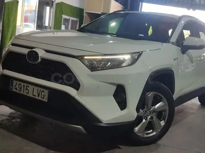 Usado Toyota RAV4 Hybrid Advance 222 CV (163 kW) 2022 Blanco SUV