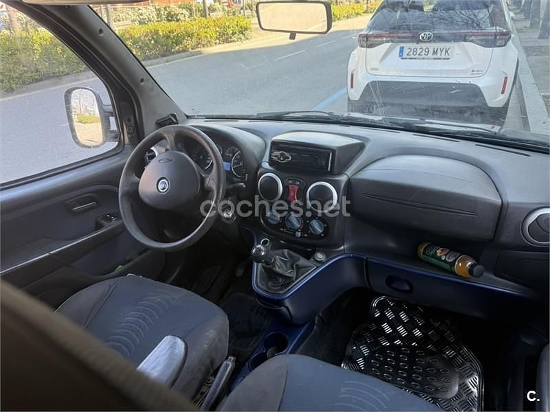 Usado Fiat Doblò 105 CV (77 kW) 2009 Azul Monovolumen