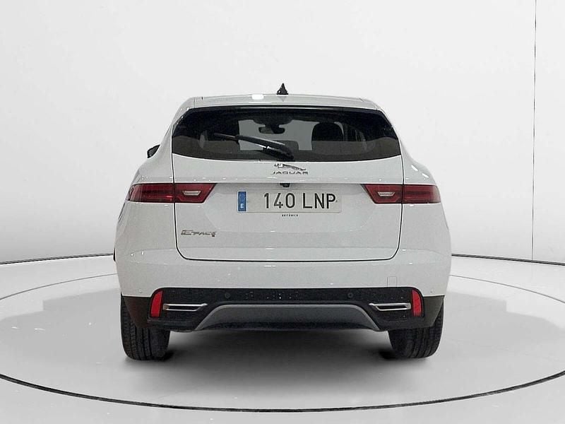 Usado Jaguar E-Pace 163 CV (119 kW) 2021 Blanco SUV