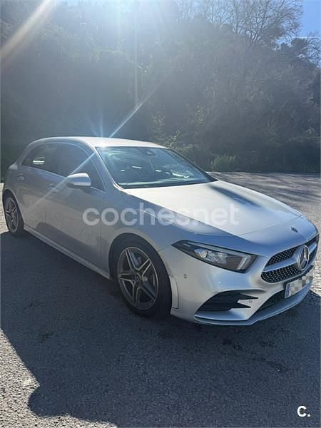 Usado Mercedes A180 122 CV (89 kW) 2019 Gris / plata Berlina