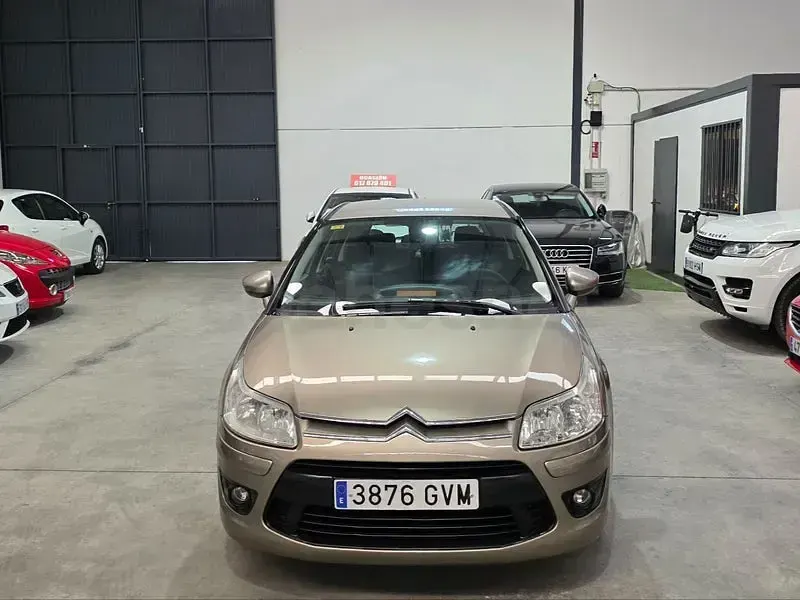 Usado Citroën C4 Exclusive 112 CV (82 kW) 2010 Beige Berlina