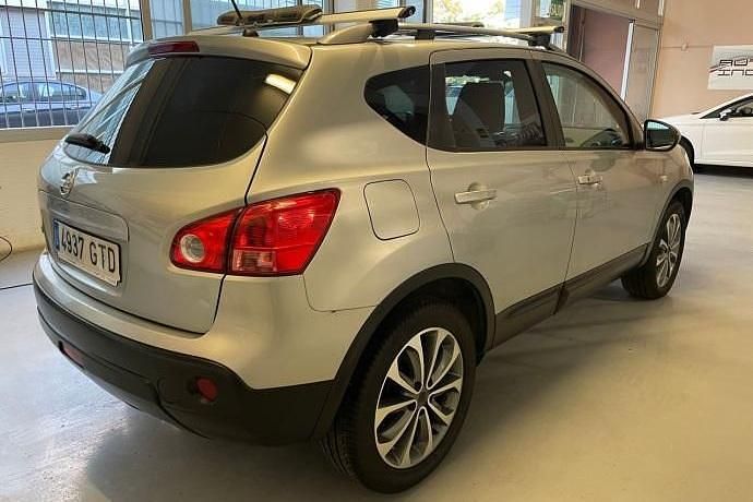 Usado Nissan Qashqai Premium Edition 115 CV (84 kW) 2010 Gris / plata SUV