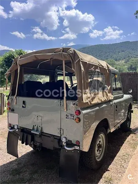 Usado Land Rover Defender HSE 425 CV (312 kW) 2026 Verde SUV
