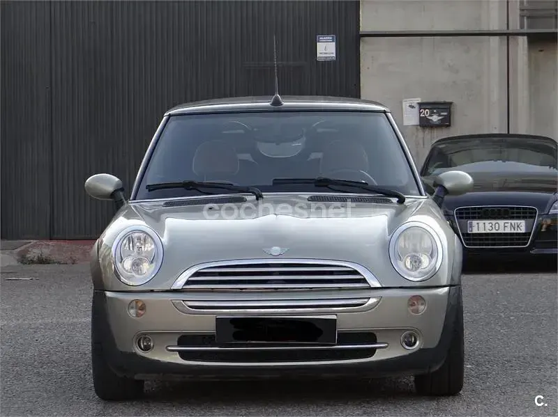 Usado Mini Cooper Cabriolet 116 CV (85 kW) 2008 Gris / plata Descapotable