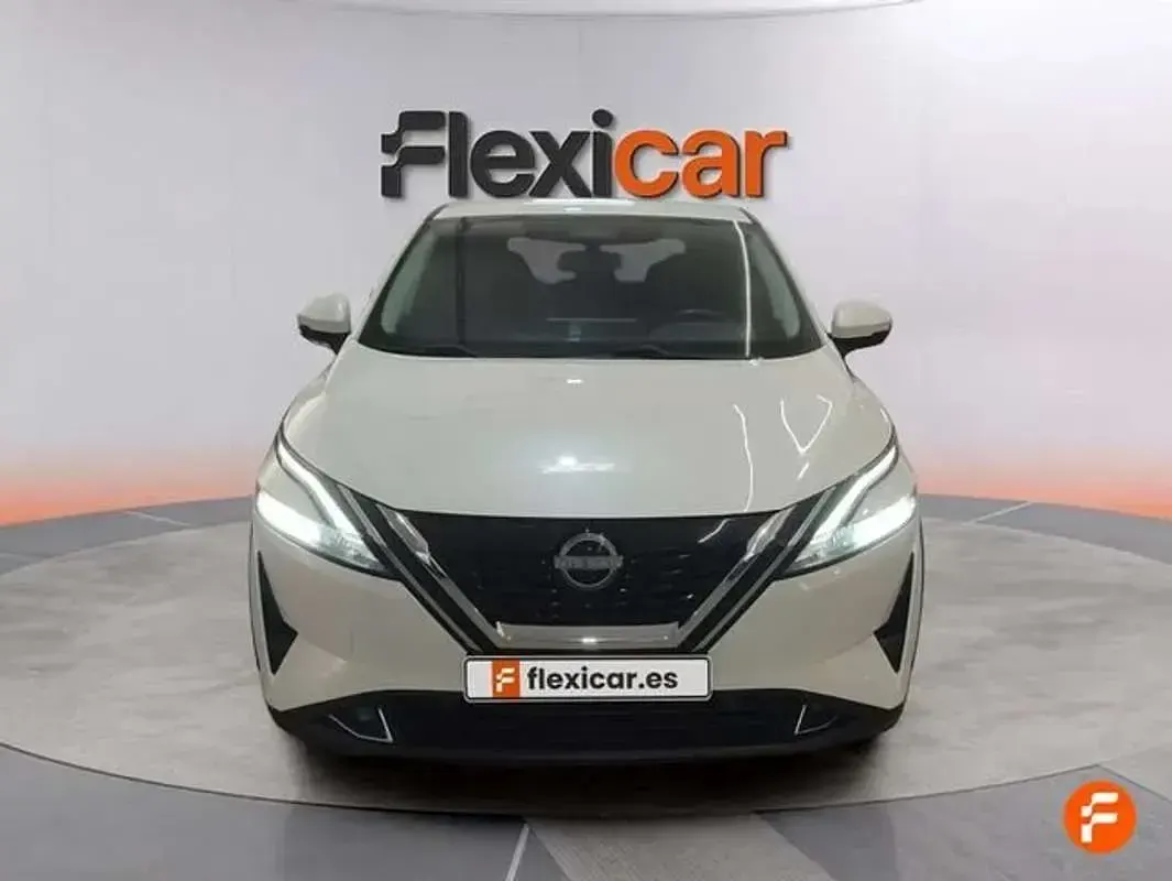 Usado Nissan Qashqai N-Connecta 140 CV (102 kW) 2023 Blanco SUV