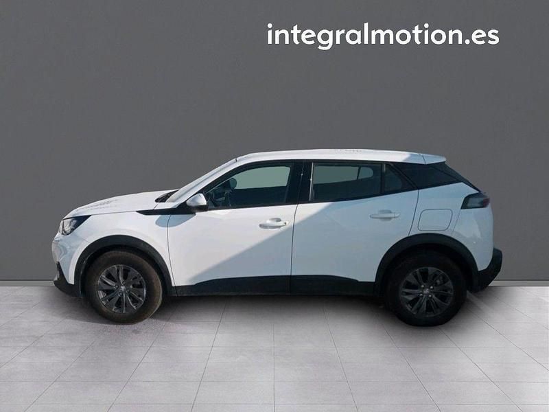 Usado Peugeot 2008 Active 110 CV (80 kW) 2021 Blanco SUV
