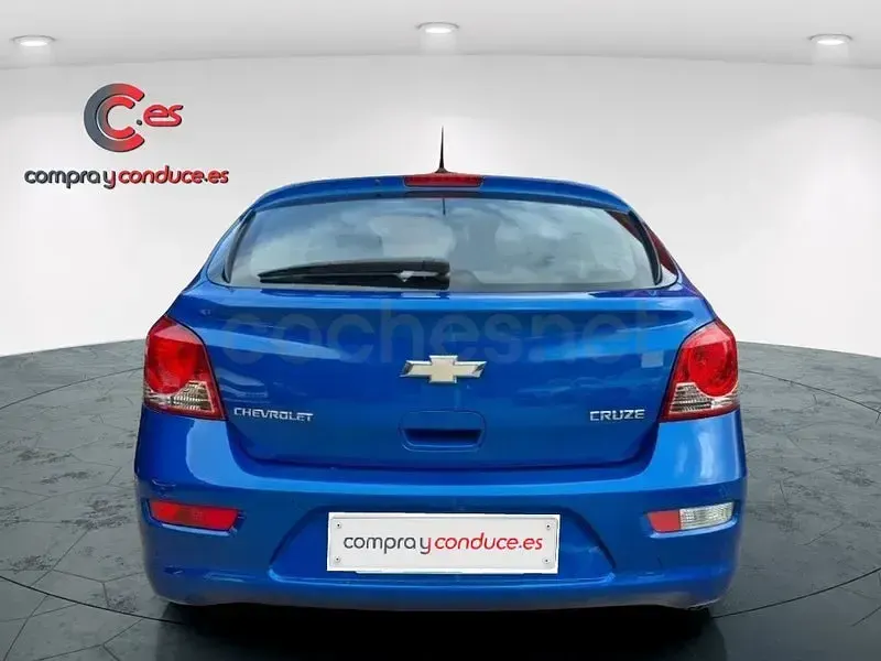 Usado Chevrolet Cruze LT 130 CV (95 kW) 2012 Azul Berlina