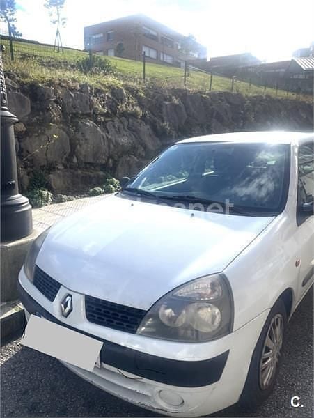 Usado Renault Clio II Authentique 65 CV (47 kW) 2002 Blanco Berlina