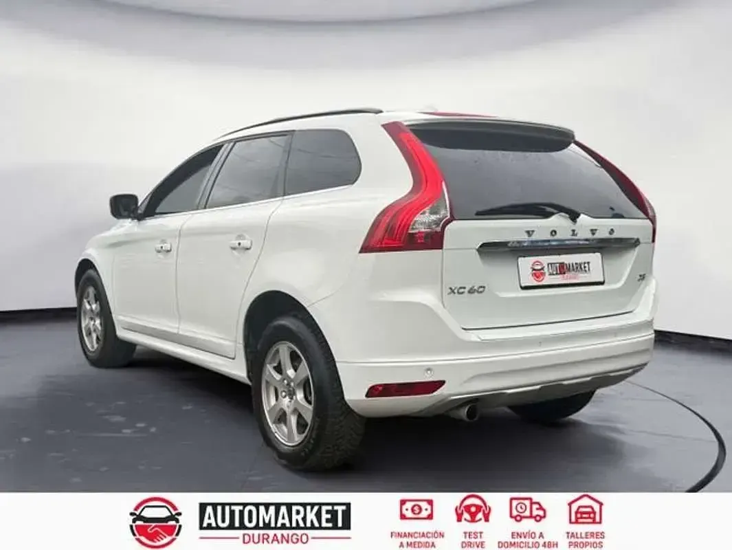 Usado Volvo XC60 Kinetic 136 CV (100 kW) 2015 Blanco SUV