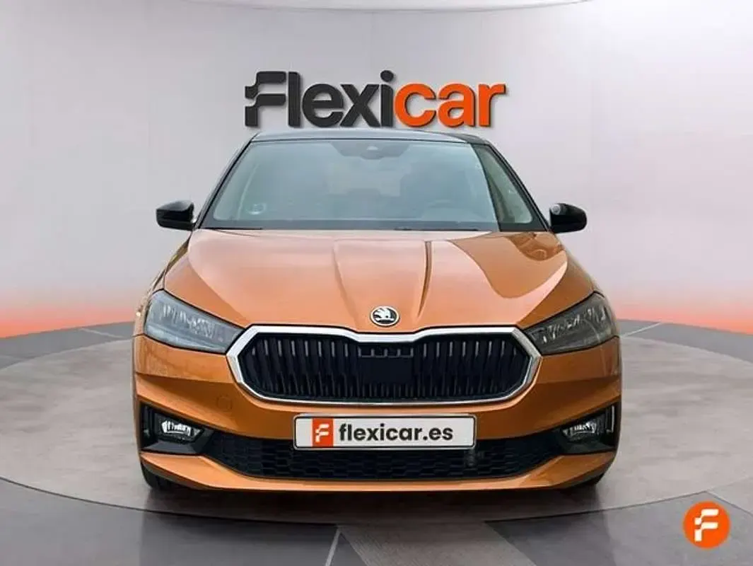 Usado Skoda Fabia Selection 116 CV (85 kW) 2025 Beige Utilitario