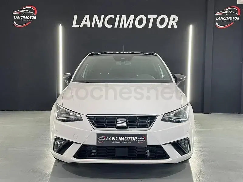 Usado Seat Ibiza FR 115 CV (84 kW) 2024 Blanco Utilitario