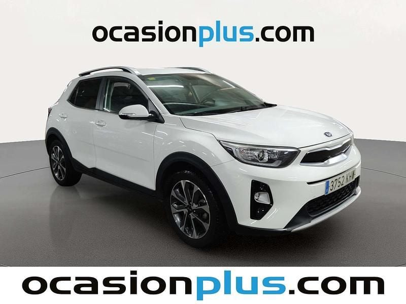 Usado Kia Stonic 120 CV (88 kW) 2018 Blanco SUV