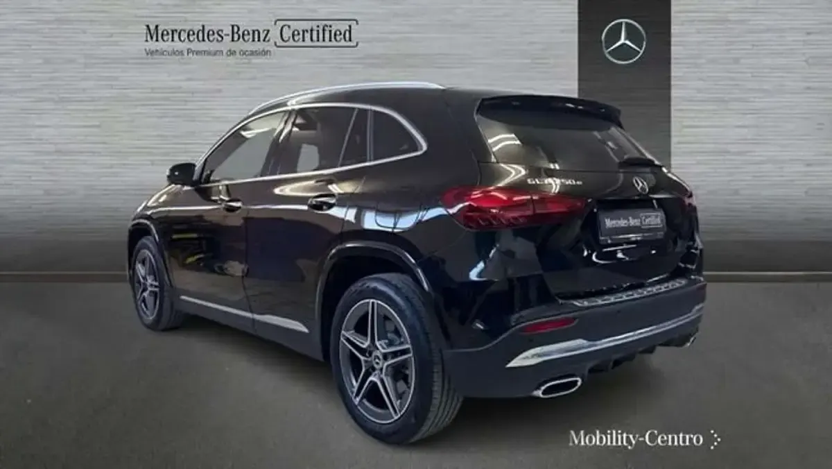 Usado Mercedes GLA250 165 CV (121 kW) 2025 Negro SUV