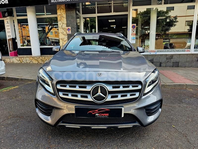 Usado Mercedes GLA250 AMG line 211 CV (155 kW) 2017 Gris / plata SUV