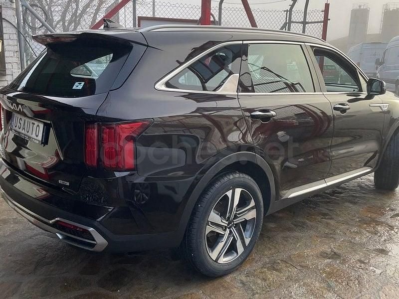 Usado Kia Sorento 230 CV (169 kW) 2023 Marrón SUV