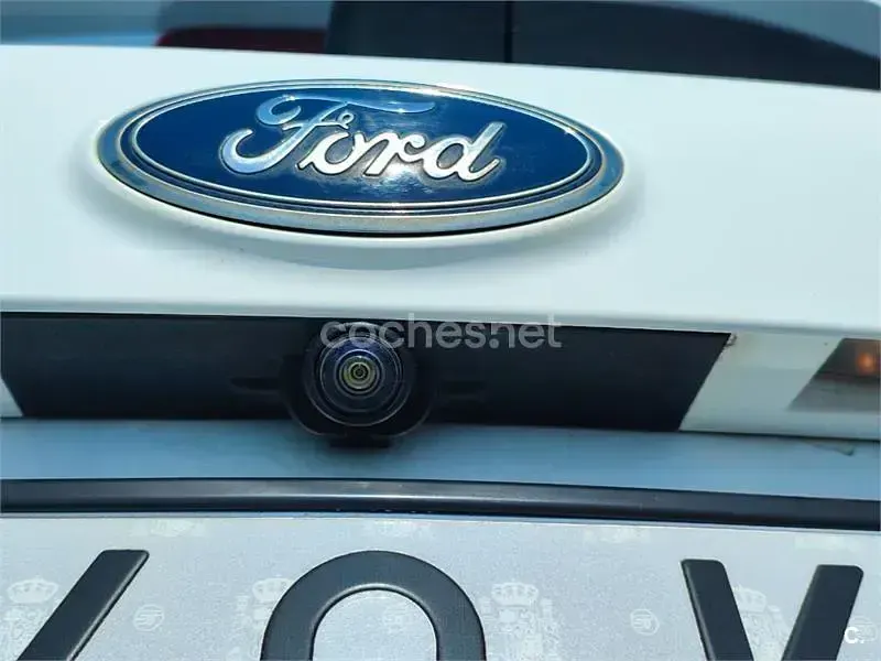 Usado Ford Kuga ST-Line 120 CV (88 kW) 2018 Blanco SUV