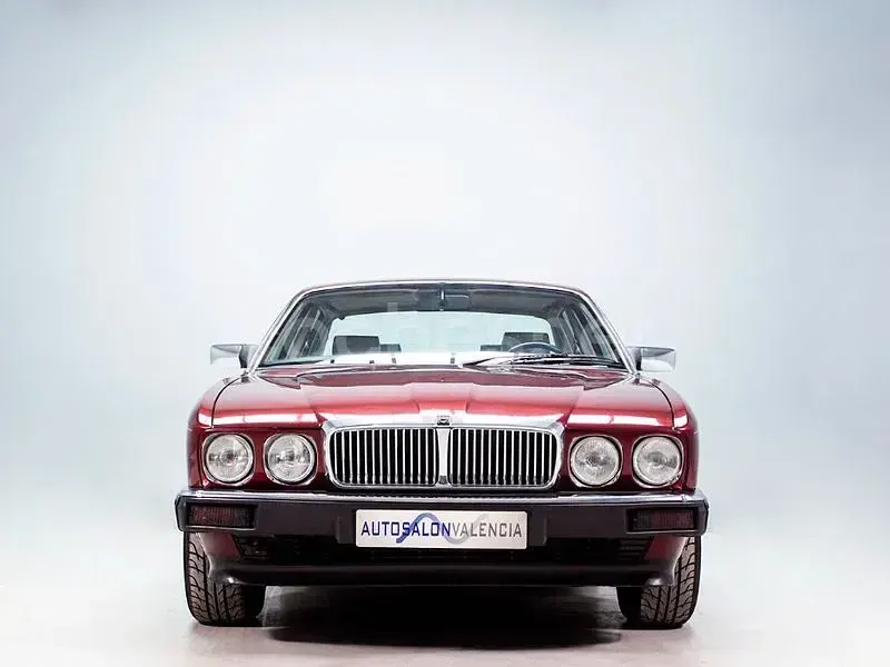 Usado Jaguar XJ6 200 CV (147 kW) 2001 Granate Berlina
