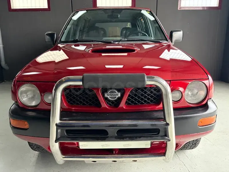 Usado Nissan Terrano 100 CV (73 kW) 1999 Granate SUV